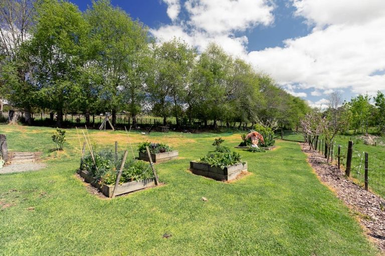 Photo of property in 1004 Pipiwai Road, Ruatangata West, Whangarei, 0176