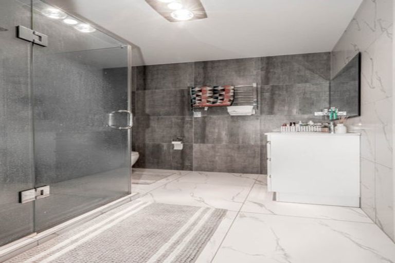 Photo of property in 16 Rosarina Lane, Takanini, 2112