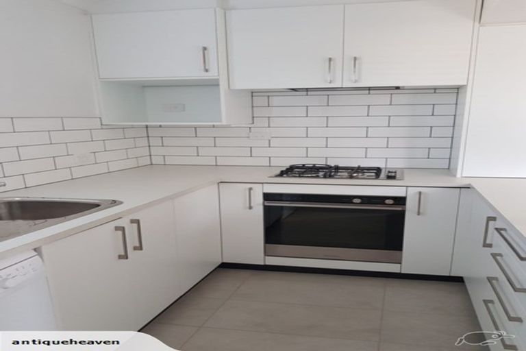 Photo of property in 1/77 Geraldine Street, Edgeware, Christchurch, 8013