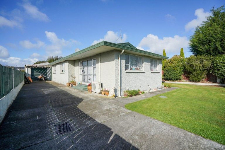 Photo of property in 72 Paisley Street, Kew, Invercargill, 9812