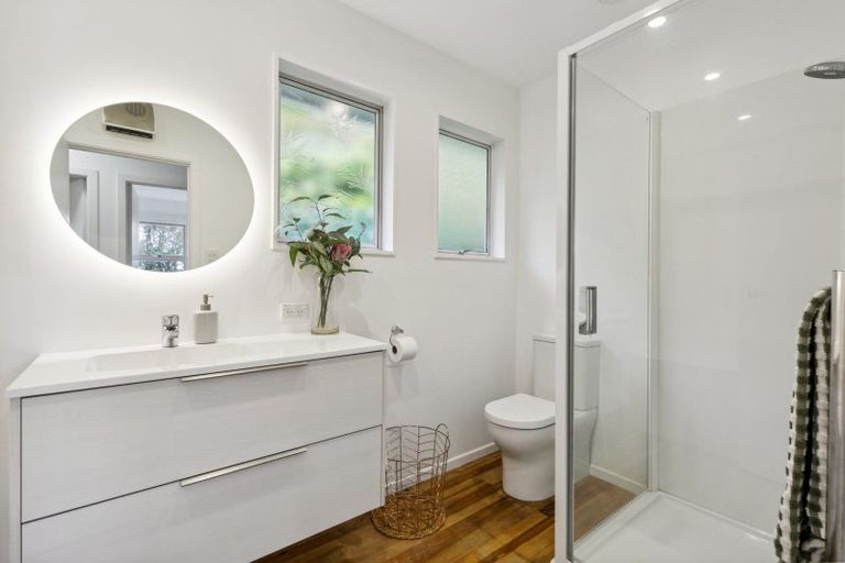 Photo of property in 85 Ruskin Road, Newlands, Wellington, 6037