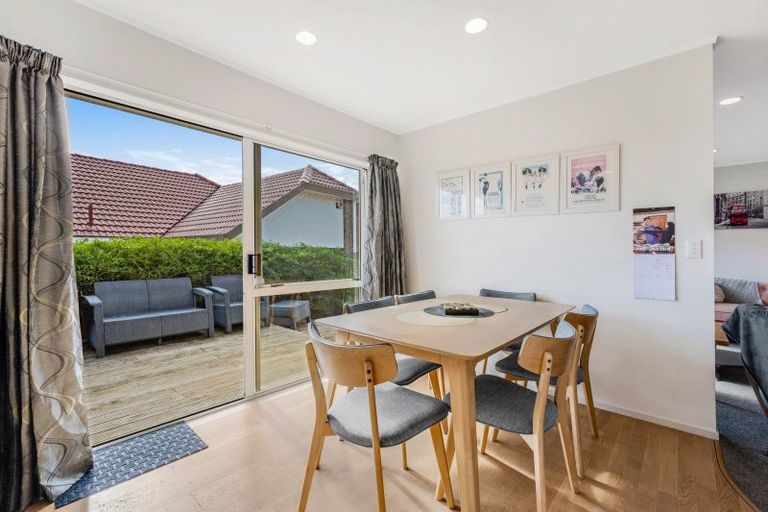 Photo of property in 17 Matterhorn Crescent, Northpark, Auckland, 2013