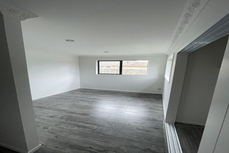 Photo of property in 93 Gray Avenue, Mangere East, Auckland, 2024