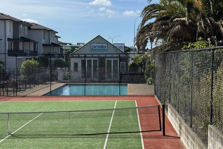 Photo of property in 11 Waihi Way, East Tamaki, Auckland, 2013