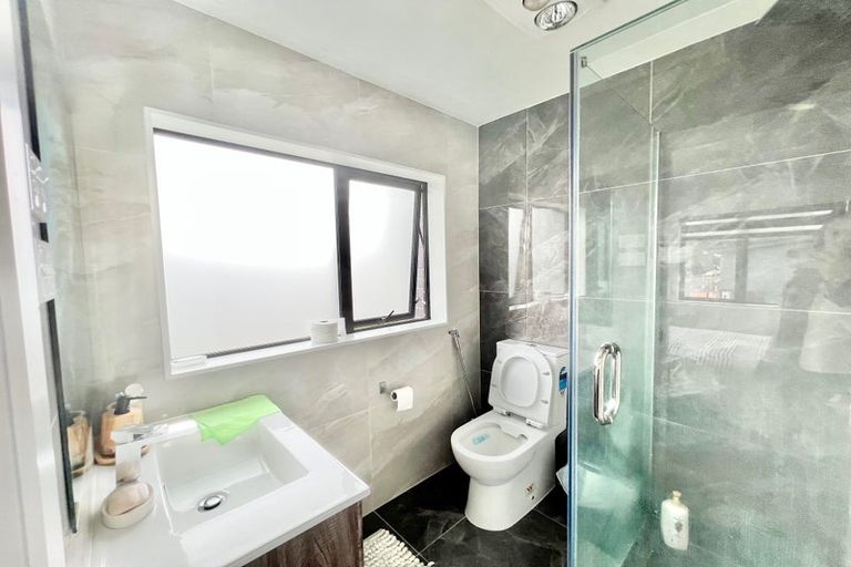 Photo of property in 63a Hillcrest Road, Papatoetoe, Auckland, 2025