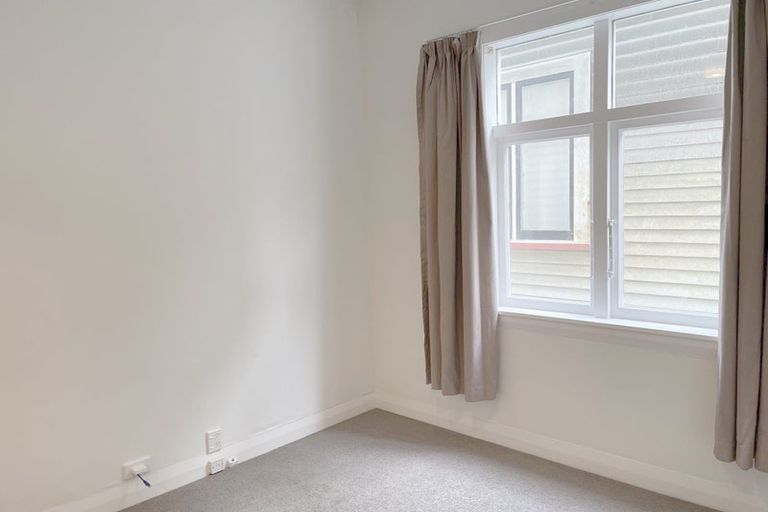 Photo of property in 335 Adelaide Road, Newtown, Wellington, 6021