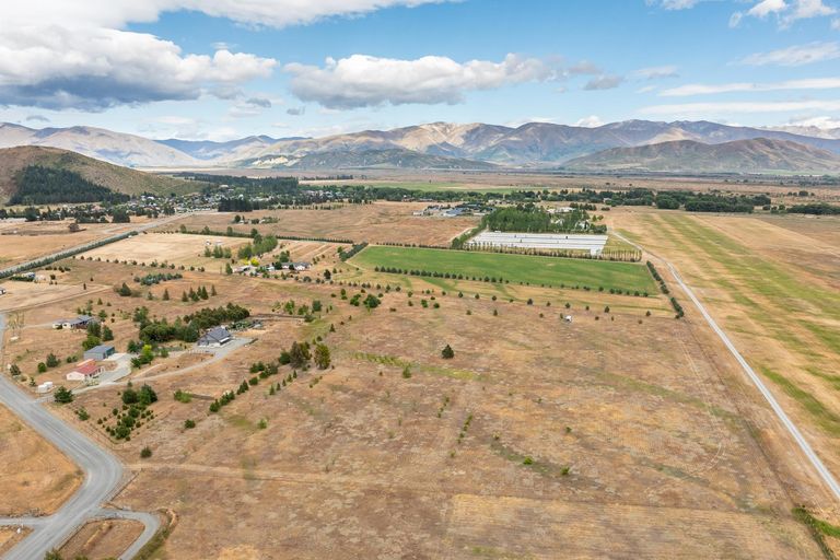 Photo of property in 17 Hardacre Place, Omarama, 9412