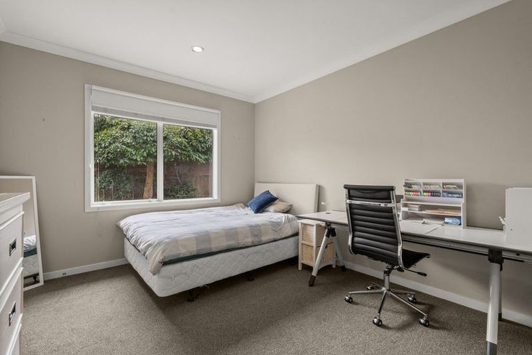 Photo of property in 24 Cotswold Place, Ohauiti, Tauranga, 3112