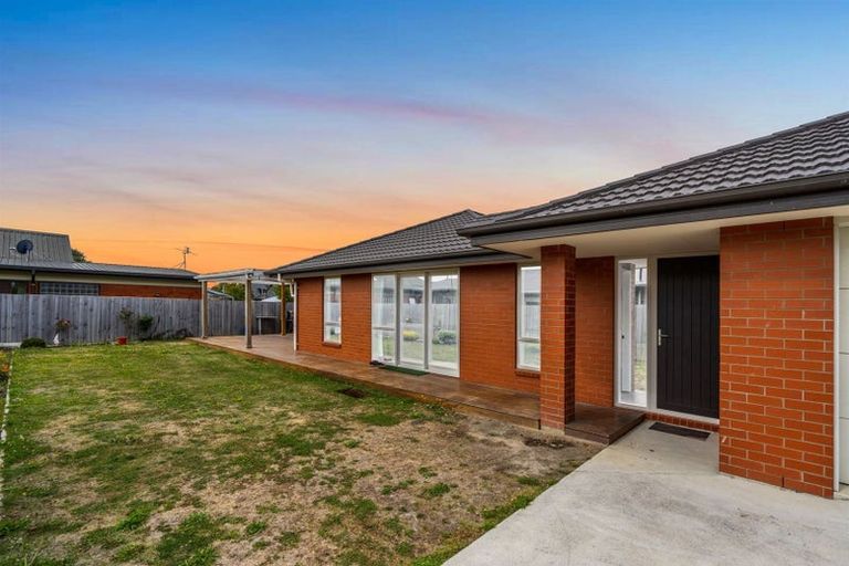 Photo of property in 142a Highsted Road, Casebrook, Christchurch, 8051