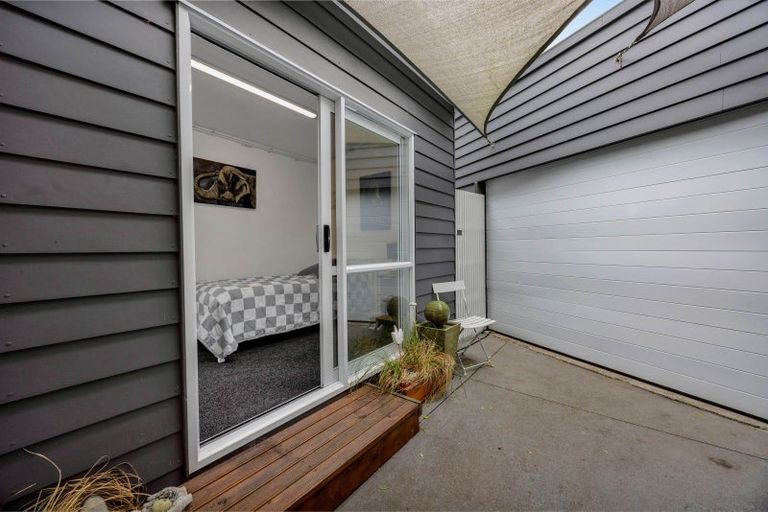 Photo of property in 22 Halse Place, Opunake, 4616