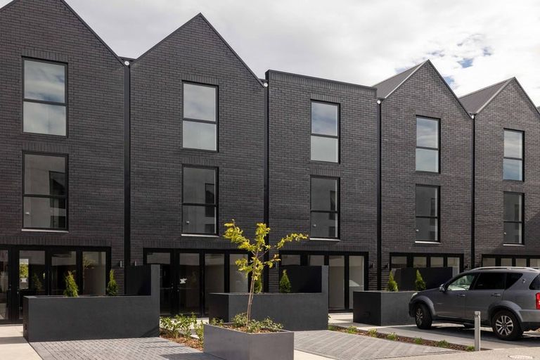 Photo of property in 8/33 Kilmore Street, Christchurch Central, Christchurch, 8013