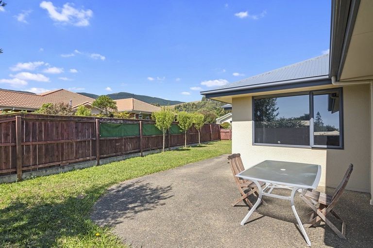 Photo of property in 16 Kingsford Drive, Stoke, Nelson, 7011