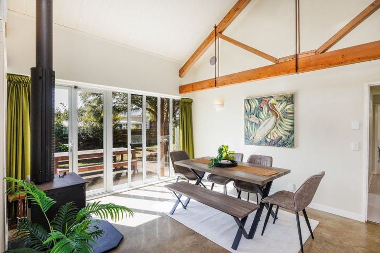 Photo of property in 55 Fitzherbert East Road, Aokautere, Palmerston North, 4471