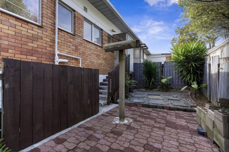 Photo of property in 3/1 Botany Road, Howick, Auckland, 2010