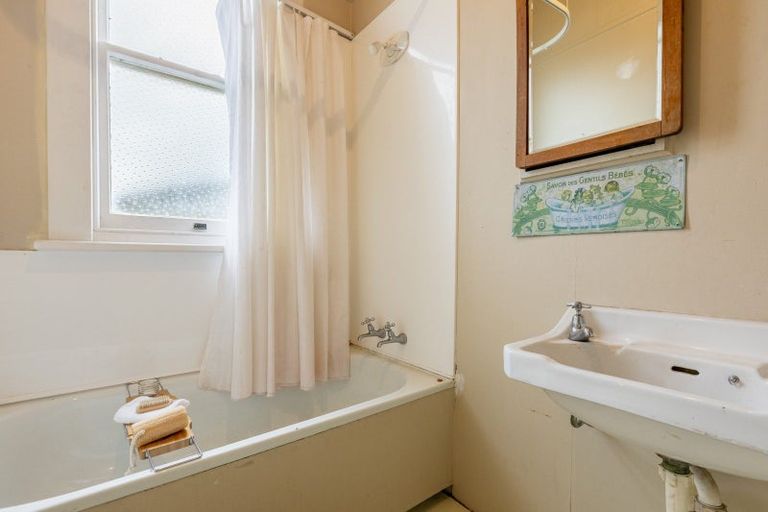 Photo of property in 20 Vigor Brown Street, Napier South, Napier, 4110