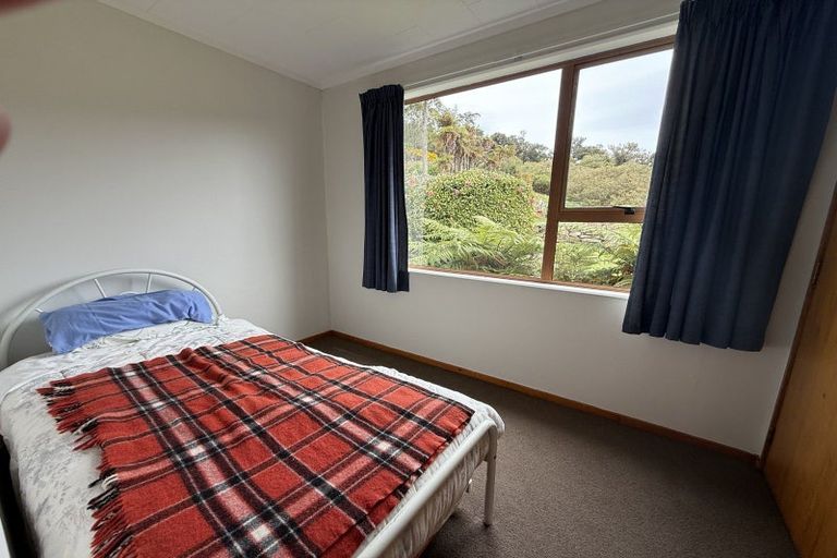 Photo of property in 112 Waikawa Curio Bay Road, Waikawa, Tokanui, 9884