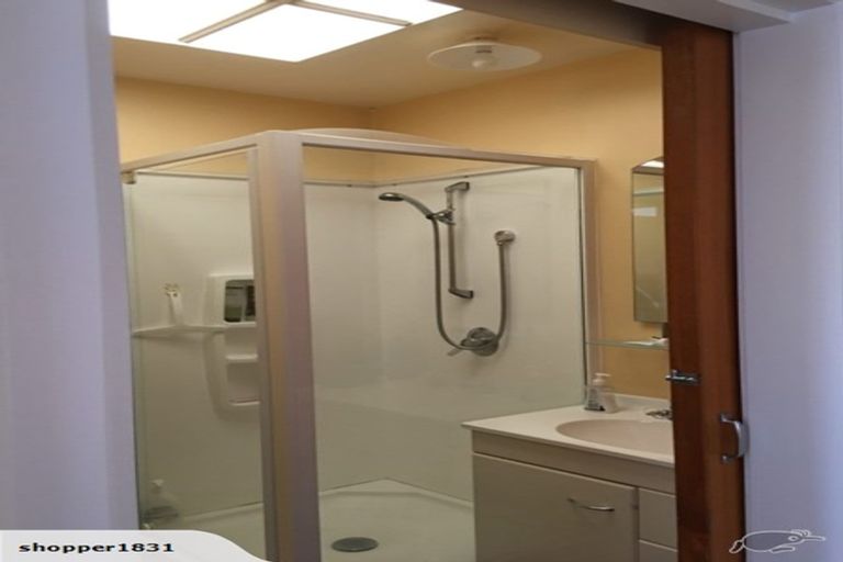 Photo of property in 4/11 Peverel Street, Riccarton, Christchurch, 8011