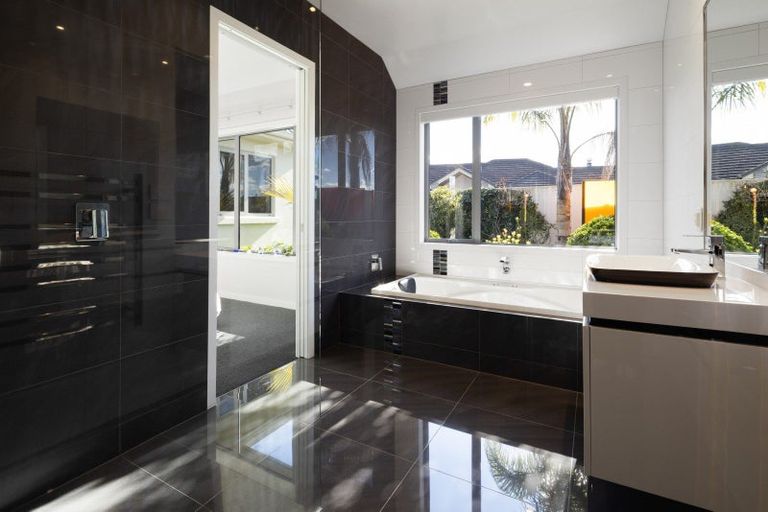 Photo of property in 77 Baxter Michael Crescent, Cambridge, 3434