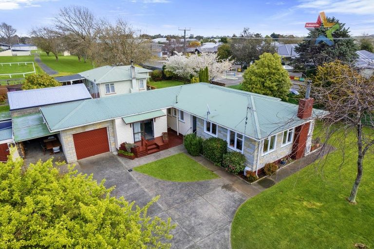 Photo of property in 72 Tiro Tiro Road, Levin, 5510