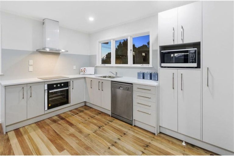 Photo of property in 128 Gloucester Road, Manurewa, Auckland, 2102