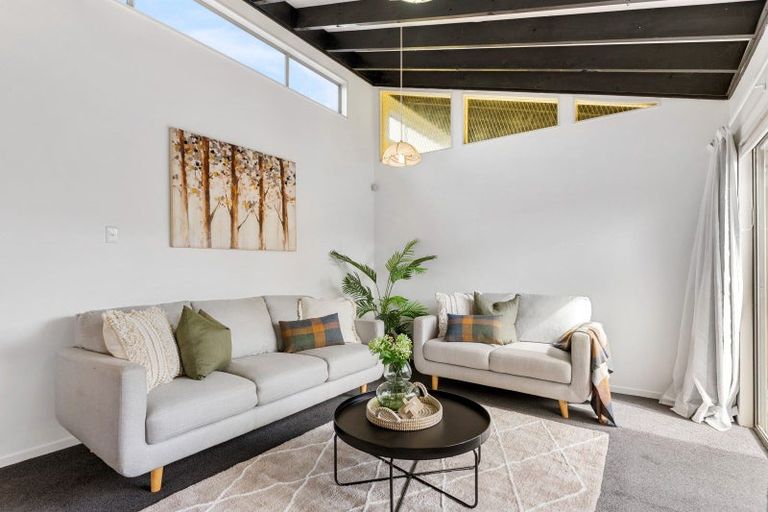 Photo of property in 21 Sheridan Crescent, Trentham, Upper Hutt, 5018