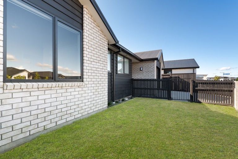 Photo of property in 45 Pasture Way, Papamoa, 3118