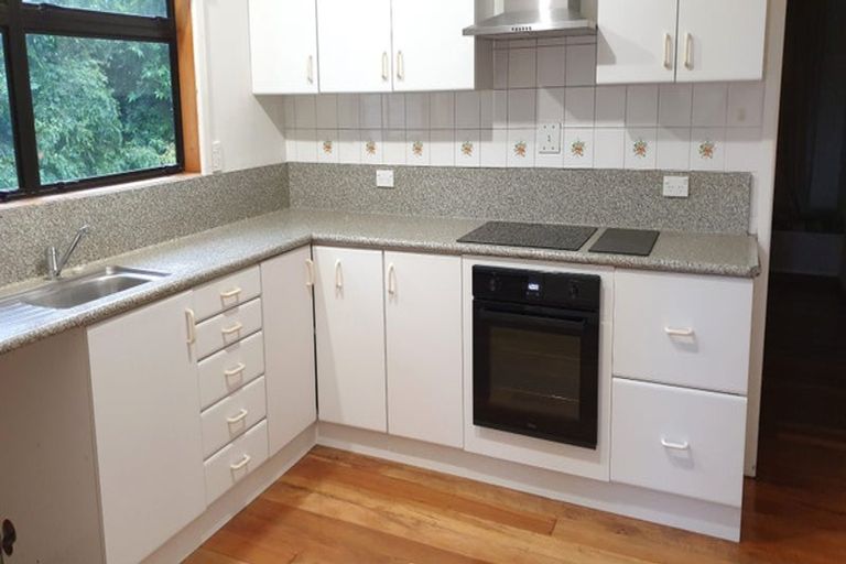 Photo of property in 9 Lind Street, Kimbolton, Feilding, 4777