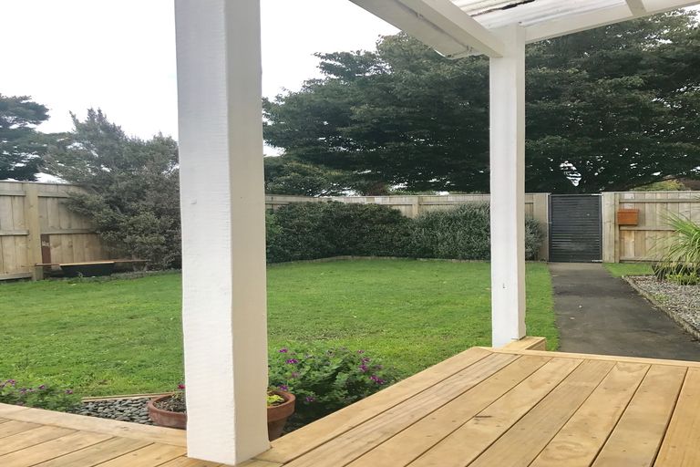 Photo of property in 24 Fairs Road, Milson, Palmerston North, 4414