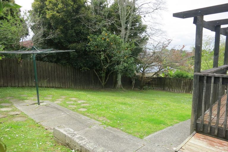 Photo of property in 43 Pisces Road, Glen Eden, Auckland, 0602