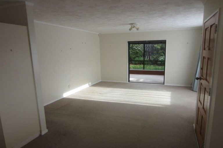 Photo of property in 340b Main Road, Tawa, Wellington, 5028