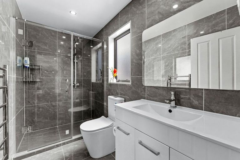 Photo of property in 21 Franklin Avenue, Papatoetoe, Auckland, 2024