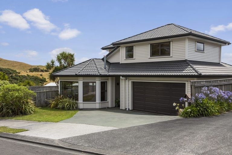 Photo of property in 8 Carmichael Street, Johnsonville, Wellington, 6037