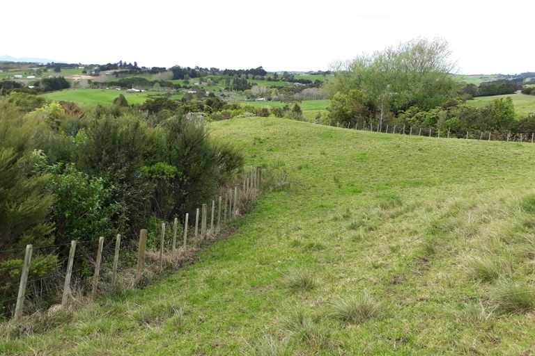 Photo of property in 296 Devich Road, Mangawhai, Kaiwaka, 0573