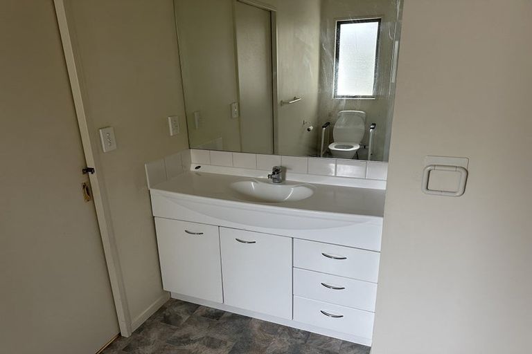 Photo of property in 48 Northwood Villas, Northwood, Christchurch, 8051