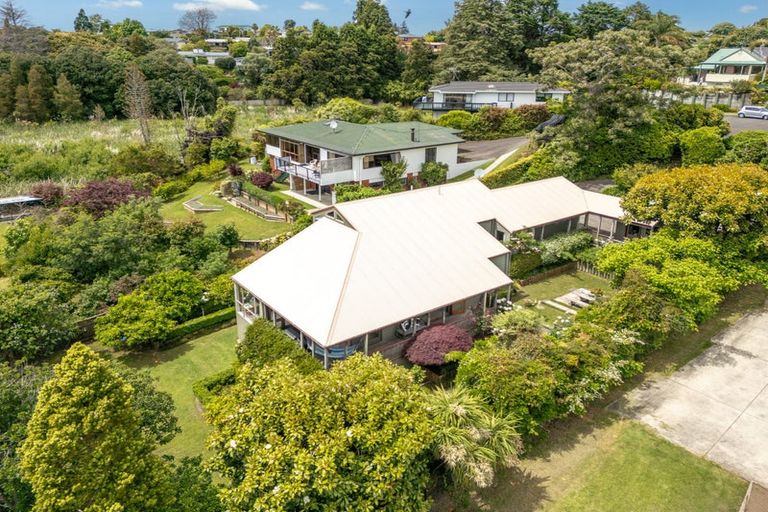 Photo of property in 12 Waikareao Way, Brookfield, Tauranga, 3110