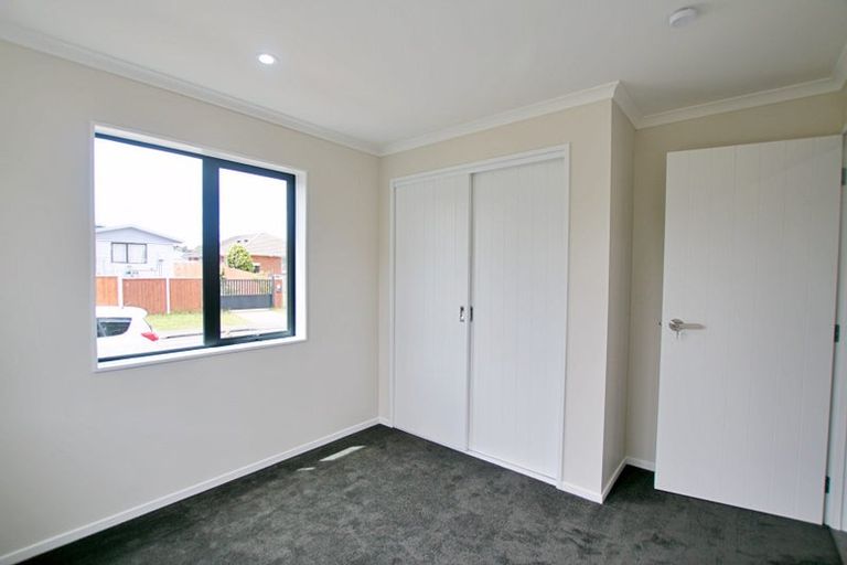 Photo of property in 7a Edwards Avenue, Henderson, Auckland, 0610