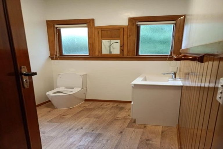 Photo of property in 44 Nortons Road, Avonhead, Christchurch, 8042