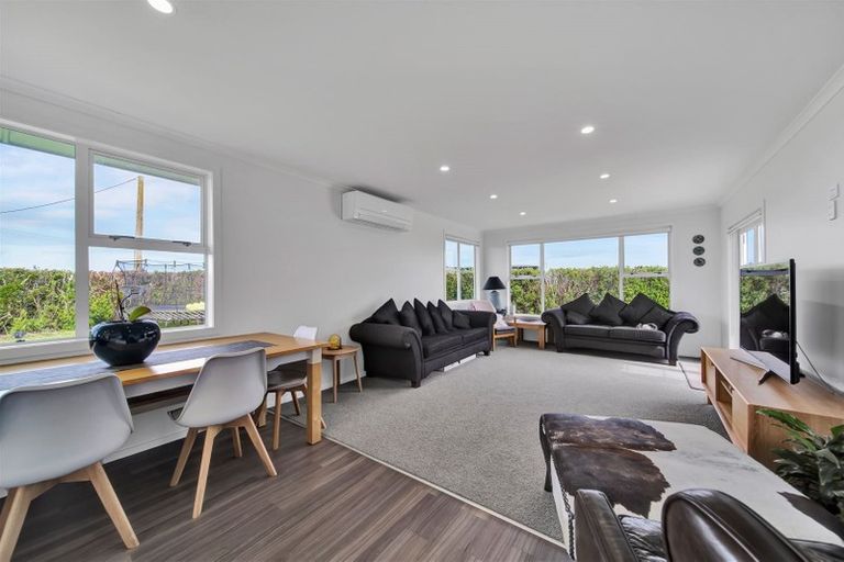 Photo of property in 435 Manawapou Road, Hawera, 4672