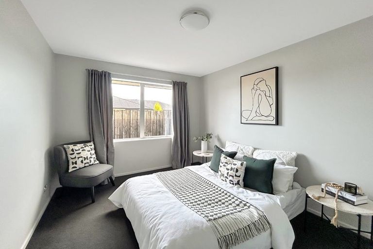 Photo of property in 8 Marble Court, Rolleston, 7614