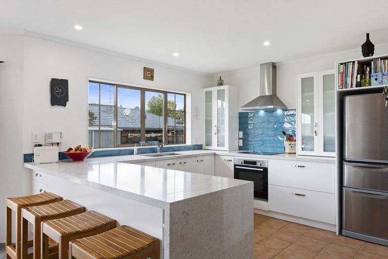 Photo of property in 27 Ridgeway Road, Pukekohe, 2120