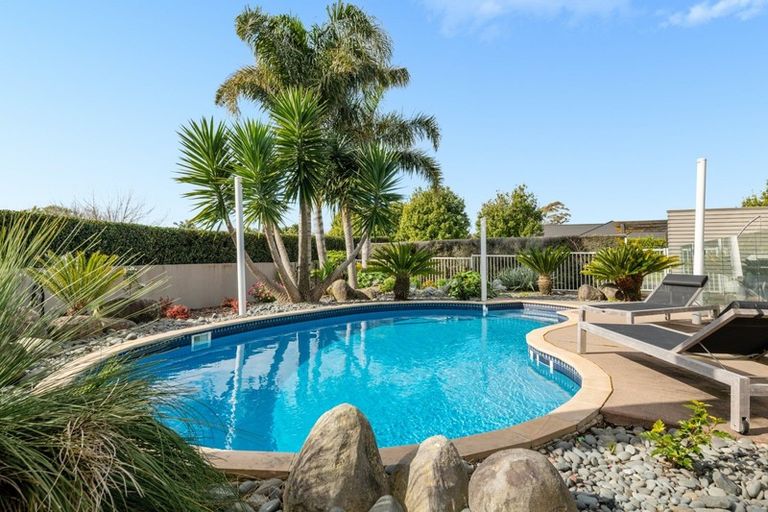 Photo of property in 39r Bradley Avenue, Pyes Pa, Tauranga, 3112