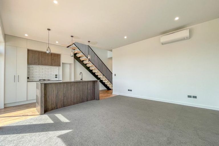 Photo of property in 19 Ruge Court, Cambridge, 3434