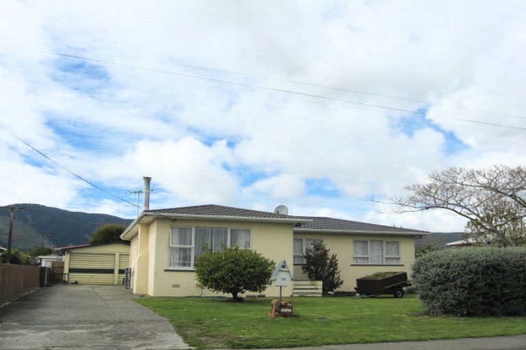 Photo of property in 10 Durham Street, Stoke, Nelson, 7011