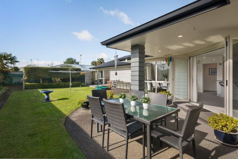 Photo of property in 8 Kasey Josh Place, Katikati, 3129