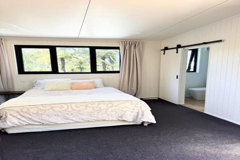 Photo of property in 3 Huia Road, Titirangi, Auckland, 0604
