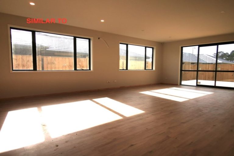 Photo of property in 10 Ropere Street, Kumeu, 0810