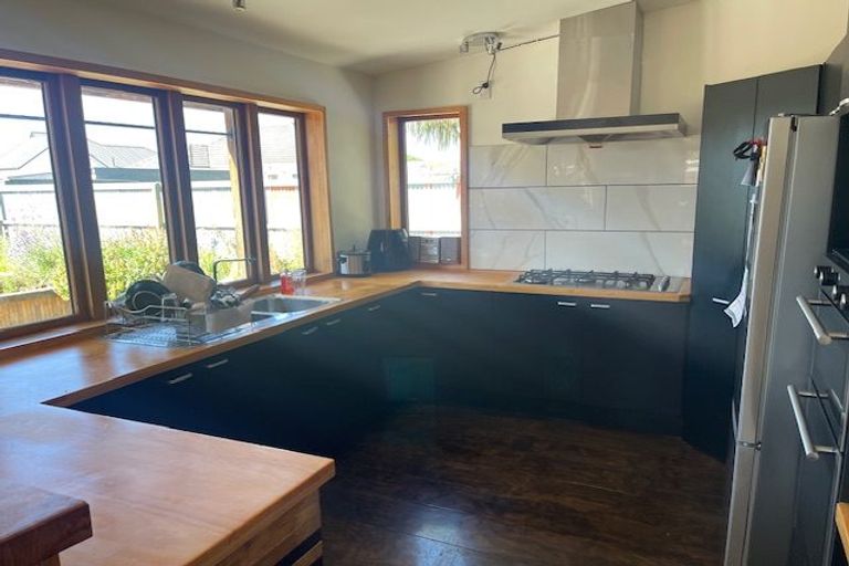 Photo of property in 4 Jennings Place, Rangiora, 7400