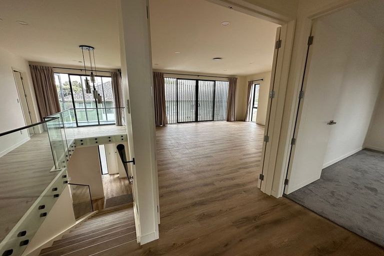 Photo of property in 8 Sunnybrae Road, Hillcrest, Auckland, 0627