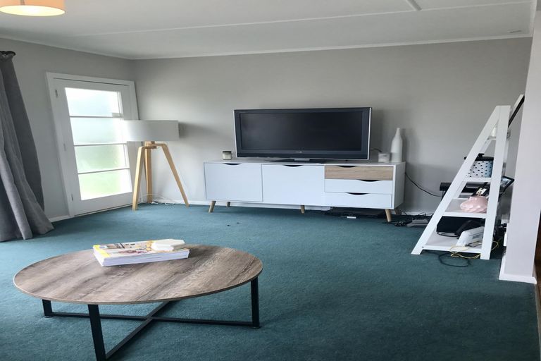 Photo of property in 24 Fairs Road, Milson, Palmerston North, 4414