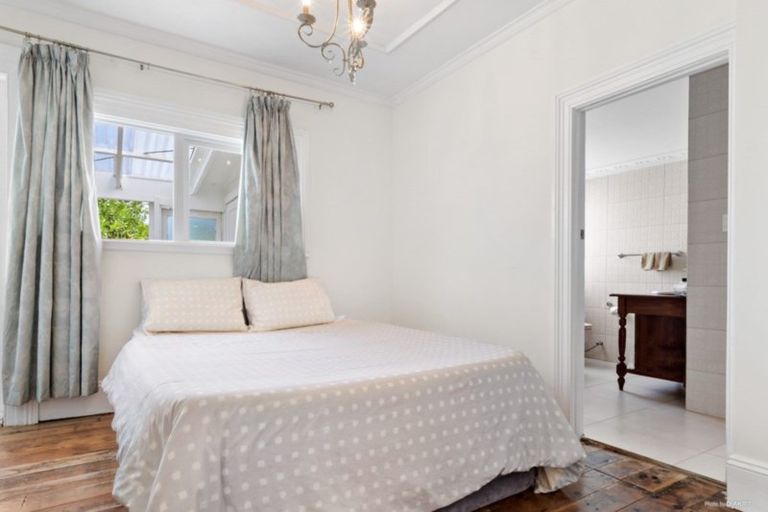 Photo of property in 115 Princes Street, Pukekohe, 2120